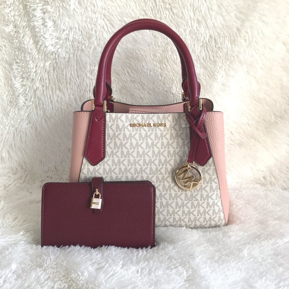 Michael Kors Handbags - MICHAEL KORS SET